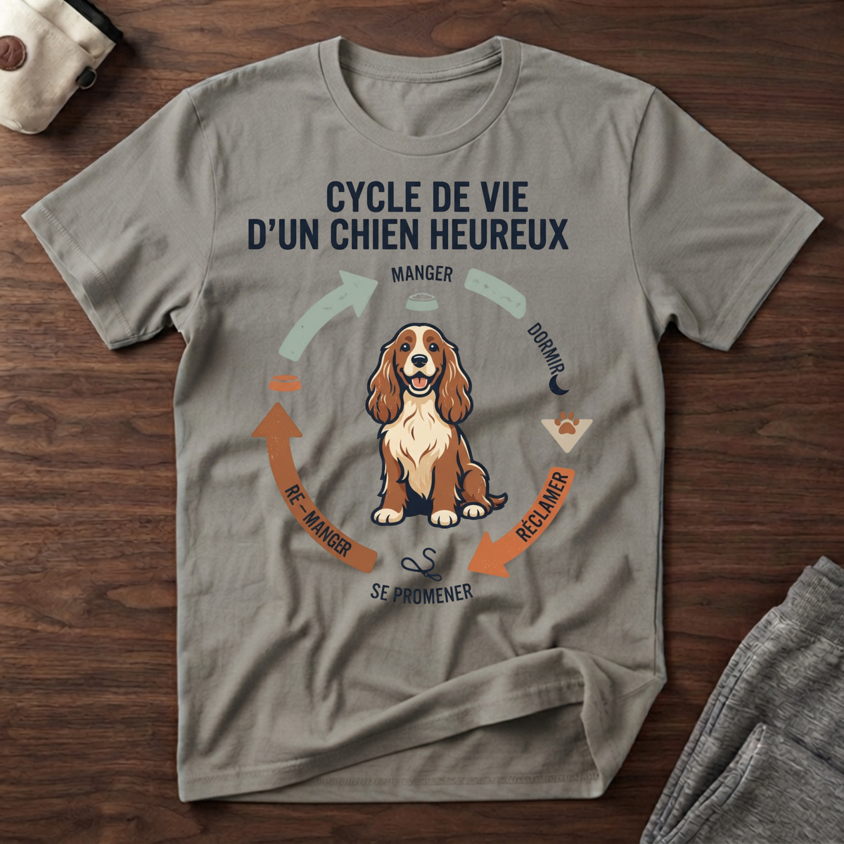 Cycle de vie d'un chien heureux - T-Shirt