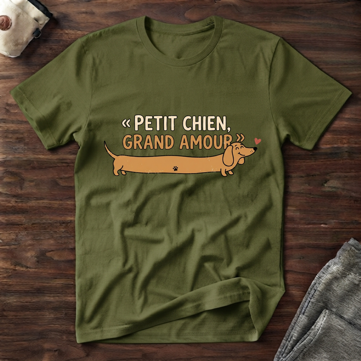 T-Shirt — Petit chien, grand amour