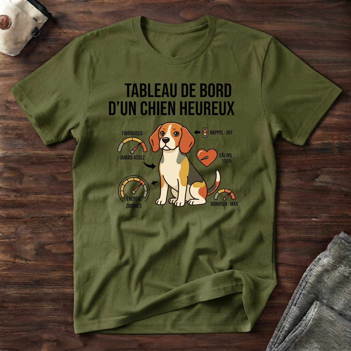 Tableaux de bord d'un chien heureux - T-Shirt